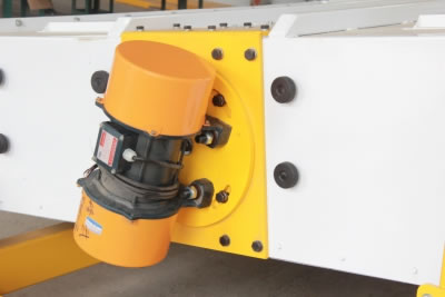 خصائص غربال العلف الهزاز