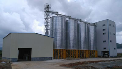 صوامع فولاذية